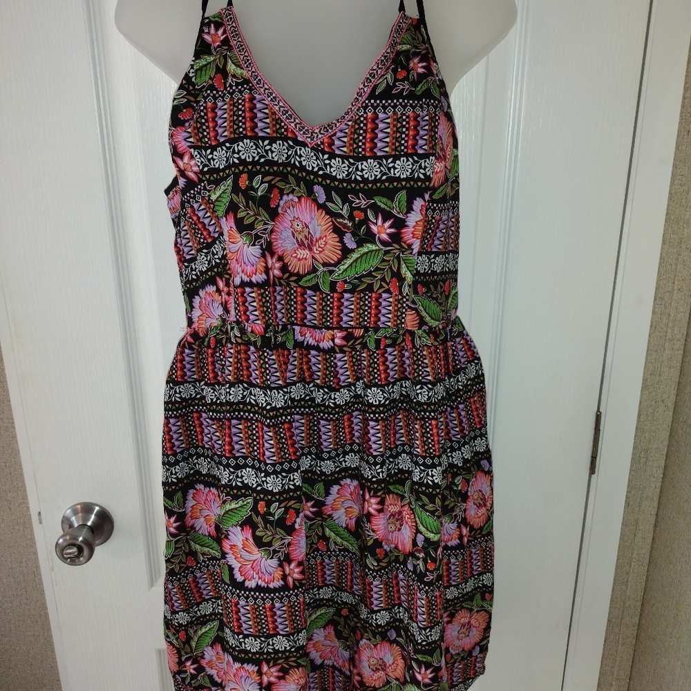 Colorful dress xhilaration